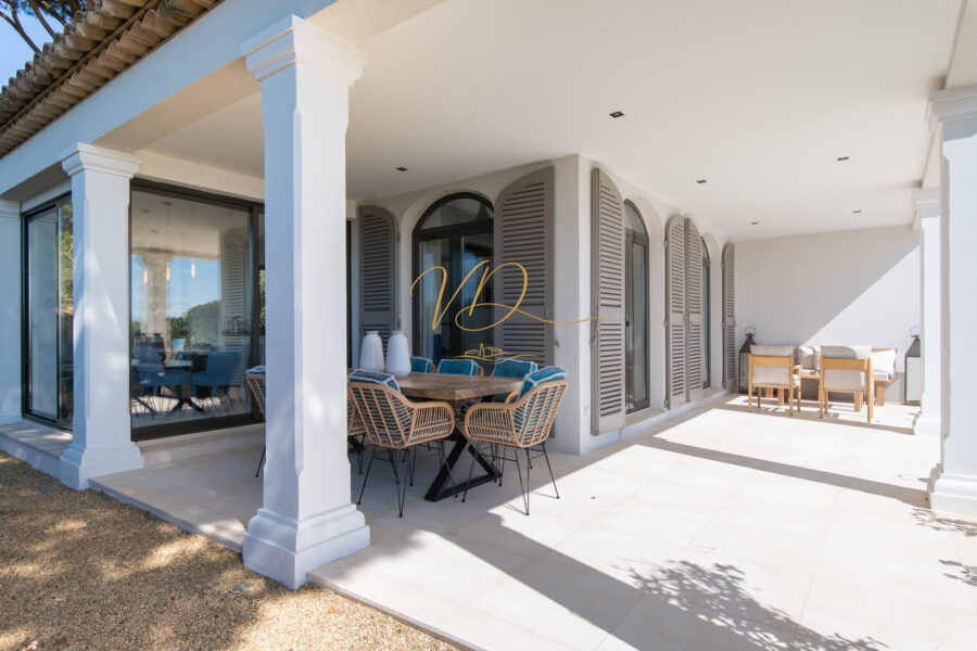 Maison à vendre à La Croix-Valmer — Vue mer — photo 4