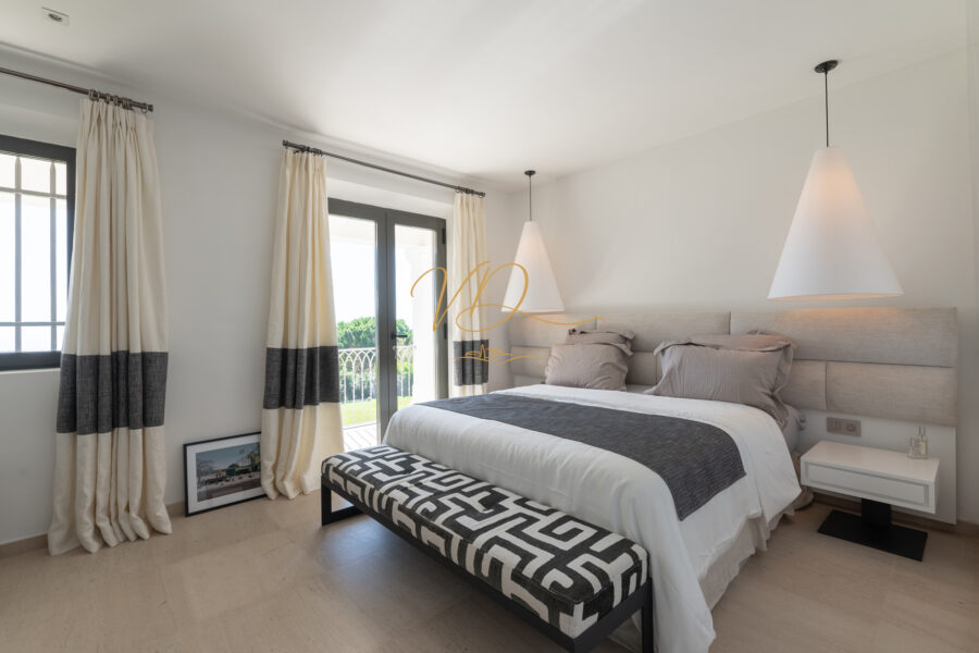 Maison à vendre à La Croix-Valmer — Vue mer — photo 16