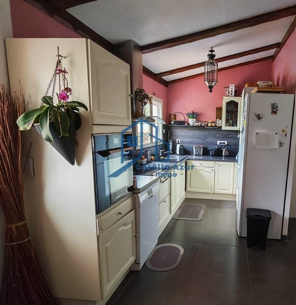 Maison à vendre à La trinité — Vue montagne — photo 9