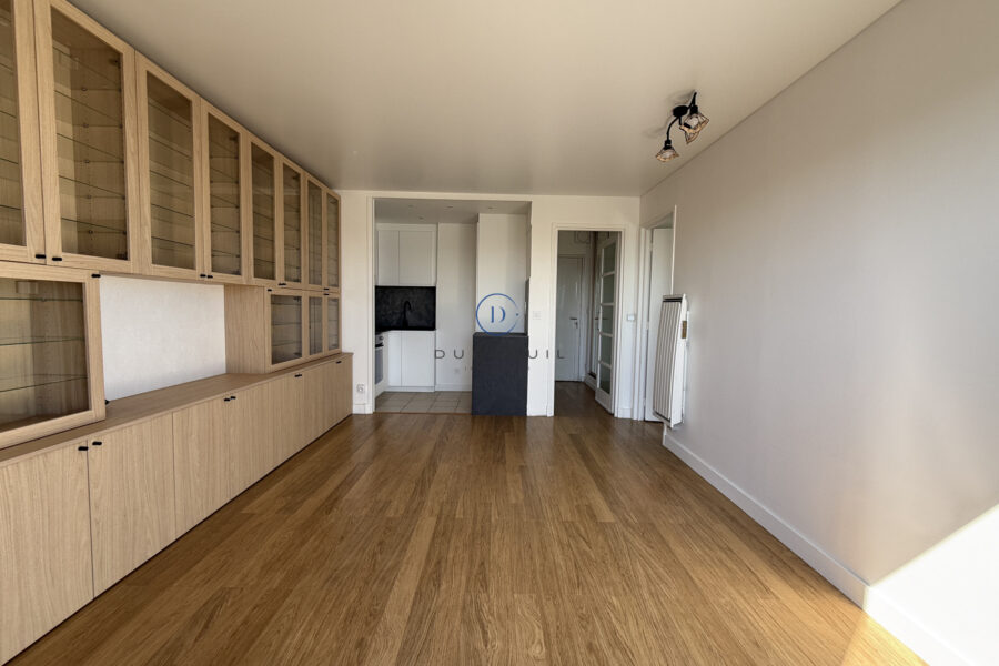 Appartement à louer à Courbevoie — Vue sur la ville — photo 5