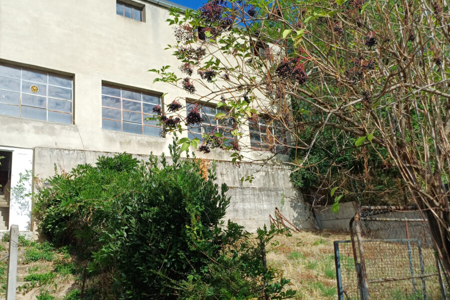 Maison à vendre à Thiers — Vue montagne — photo 9