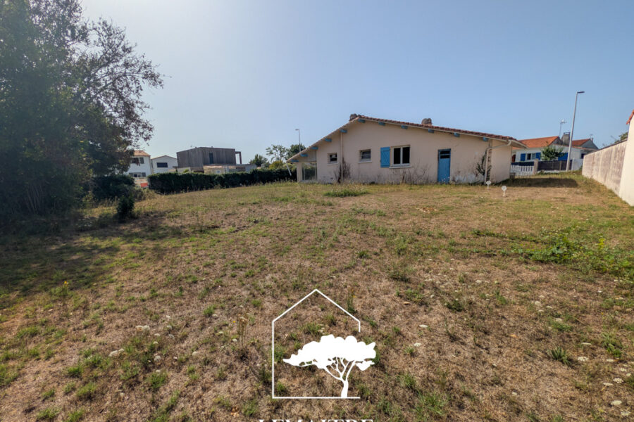 Terrain à vendre à Vaux-sur-mer — Vue dégagée — photo 1