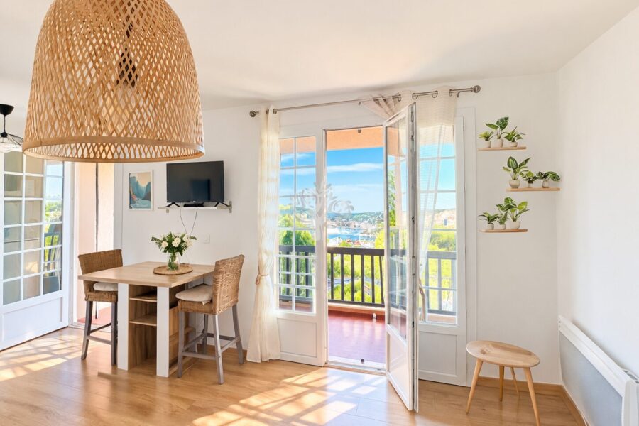 Appartement à vendre à Six-fours-les-plages — Vue mer — photo 4
