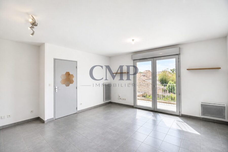 Appartement à vendre à Pignan — Vue sur la ville — photo 2