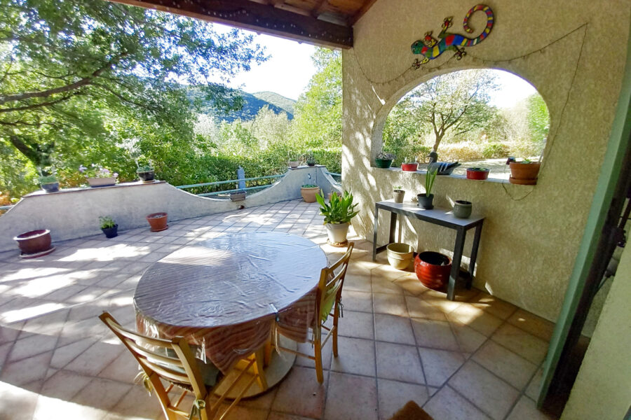 Maison à vendre à Colombières-sur-orb — Vue montagne — photo 13