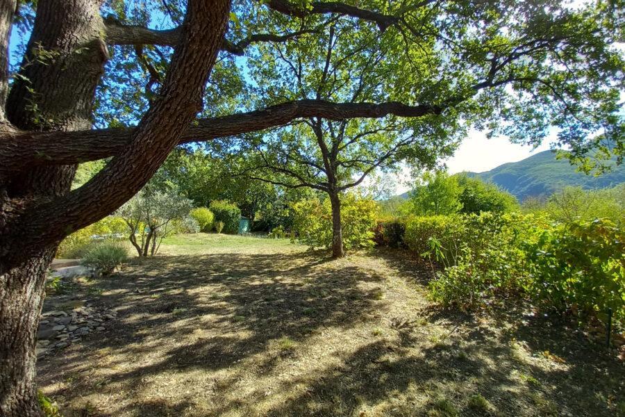 Maison à vendre à Colombières-sur-orb — Vue montagne — photo 10