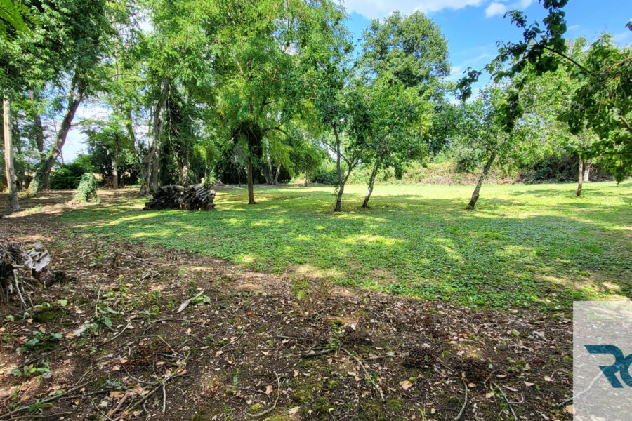 Terrain à vendre à Fontaine-française — Vue dégagée — photo 3