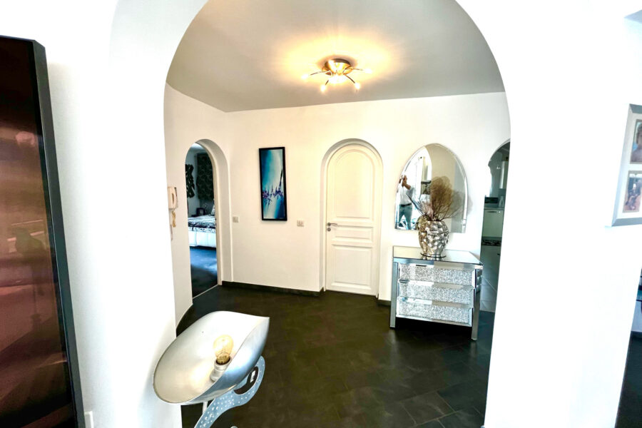 Maison à vendre à Mandelieu-la-napoule — Vue mer — photo 14