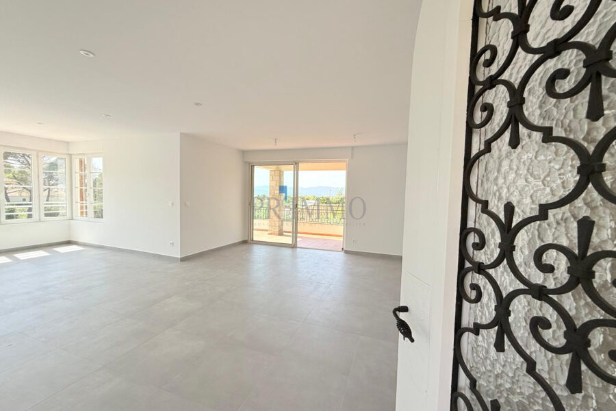 Appartement à vendre à Saint-raphaël — Vue nature — photo 3