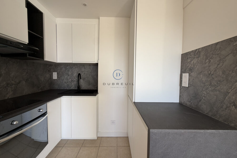 Appartement à louer à Courbevoie — Vue sur la ville — photo 7