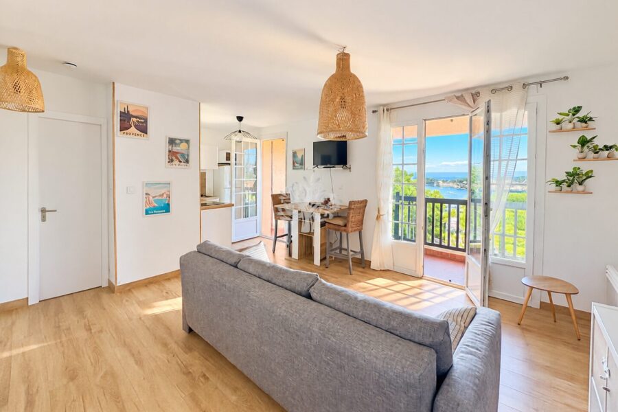 Appartement à vendre à Six-fours-les-plages — Vue mer — photo 3