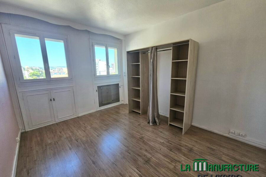 Appartement à vendre à Saint-Étienne — Vue sur la ville — photo 10