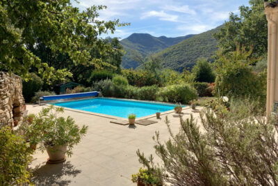 Maison à vendre à Colombières-sur-orb