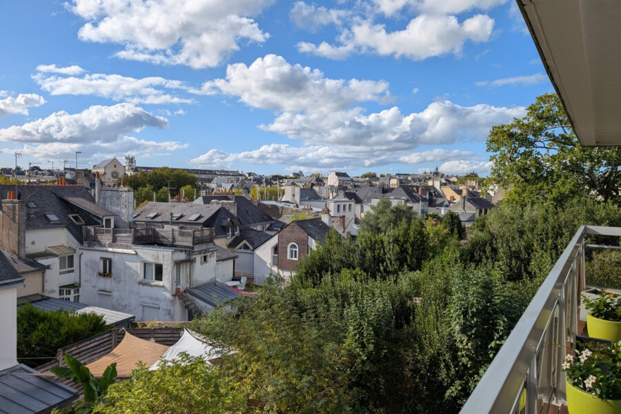 Appartement à vendre à Vannes — Vue sur la ville — photo 1