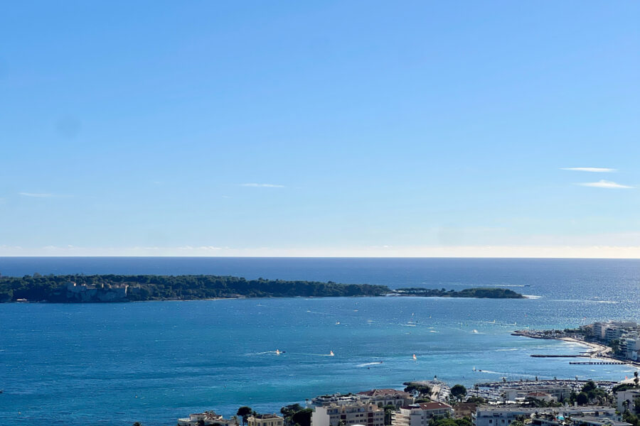 Appartement à vendre à Cannes — Vue mer — photo 1