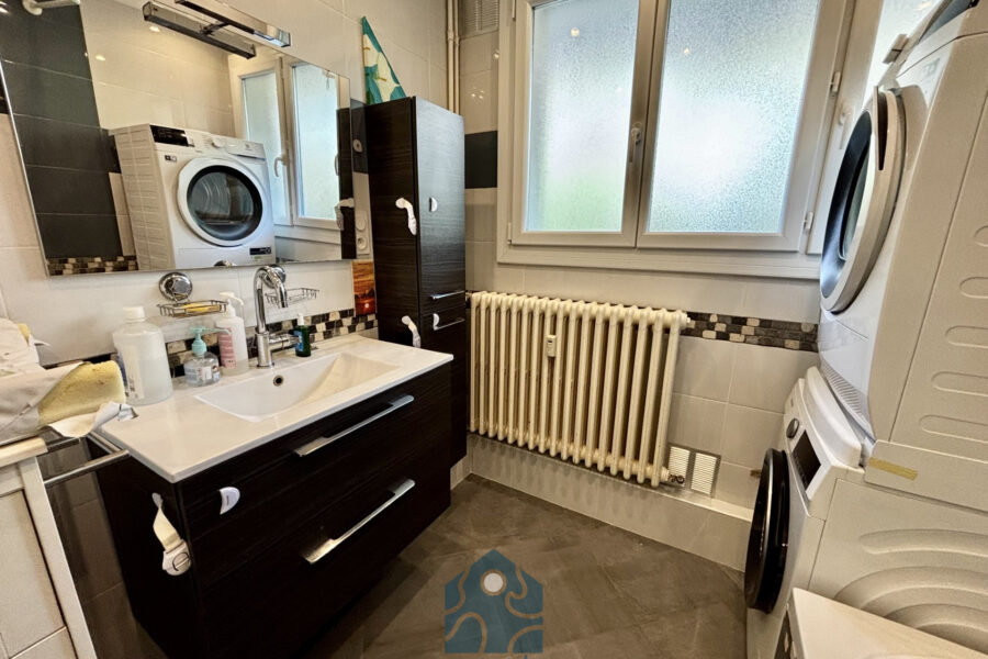 Appartement à vendre à Clermont-ferrand — Vue sur la ville — photo 8
