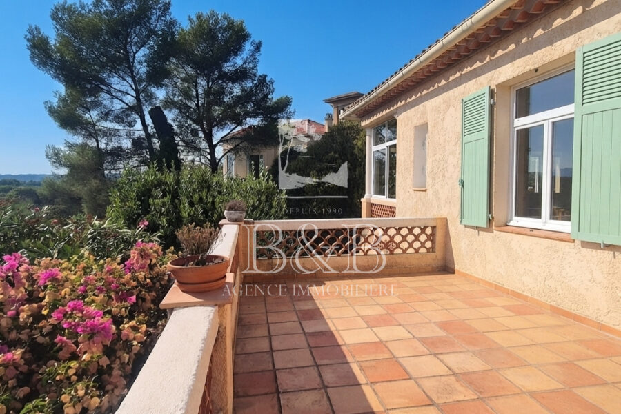Maison à vendre à Saint-raphaël — Vue nature — photo 2
