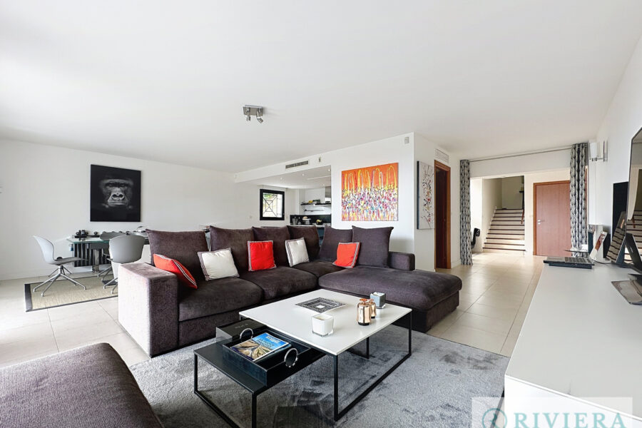 Maison à vendre à Mandelieu-la-napoule — Vue mer — photo 13