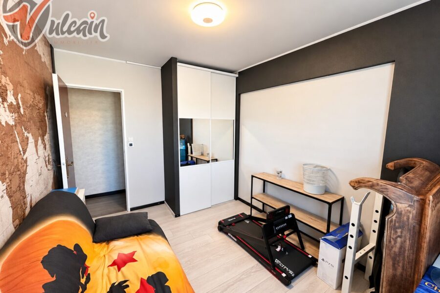 Appartement à vendre à Clermont-ferrand — Vue sur la ville — photo 8