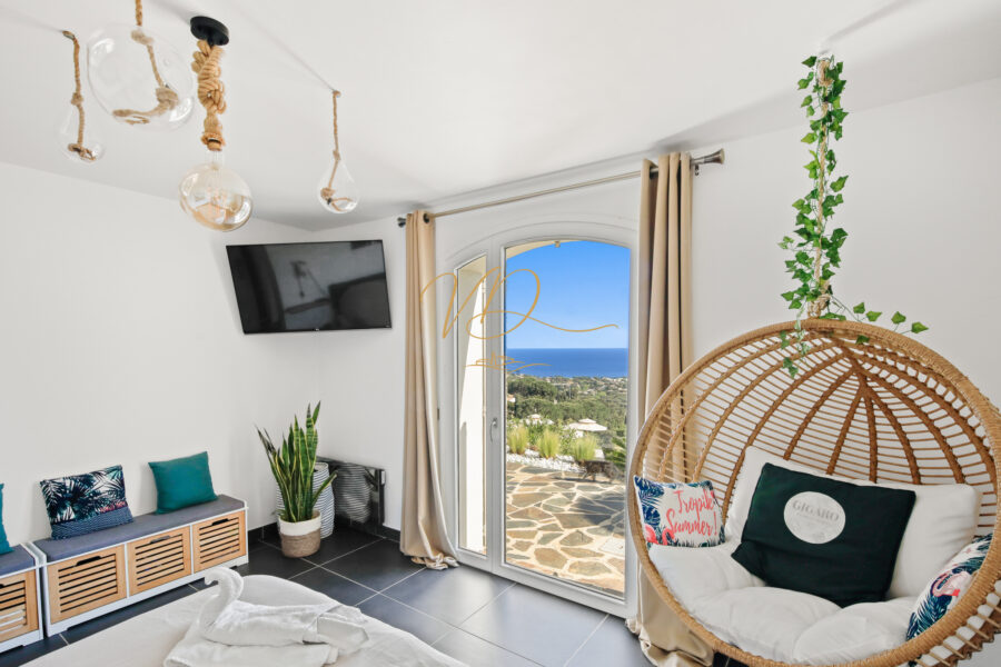 Maison à vendre à Cavalaire-sur-mer — Vue mer — photo 13