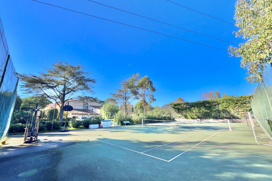 Maison à vendre à Mougins — Vue dégagée — photo 8