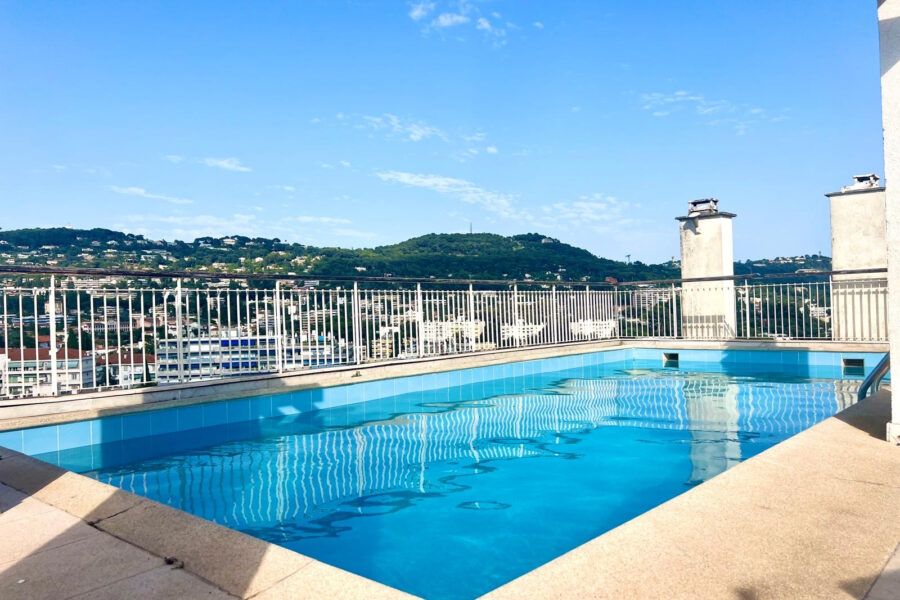 Appartement à vendre à Le cannet — Vue mer — photo 2