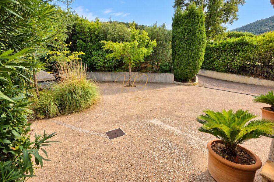 Maison à vendre à Cavalaire-sur-mer — Vue mer — photo 4