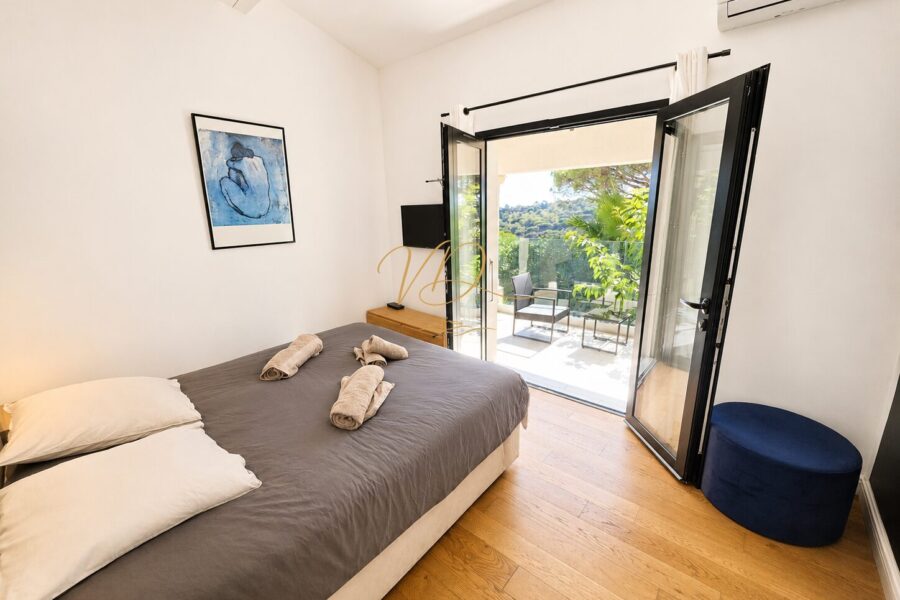 Maison à vendre à La croix-valmer — Vue mer — photo 8