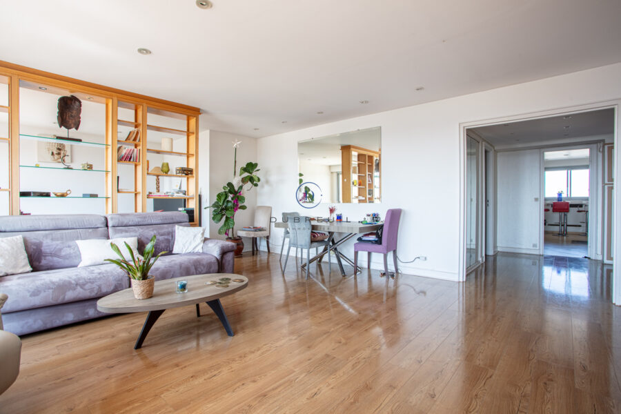Appartement à vendre à Courbevoie — Vue sur la ville — photo 3