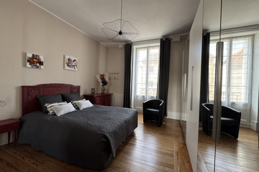 Appartement à vendre à Autun — Vue sur la ville — photo 5