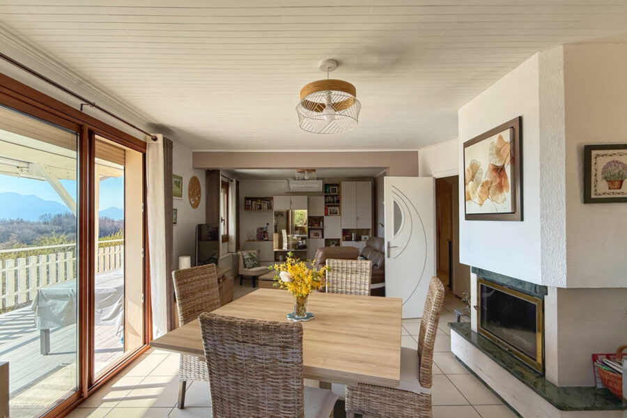 Maison à vendre à Voiron — Vue montagne — photo 4
