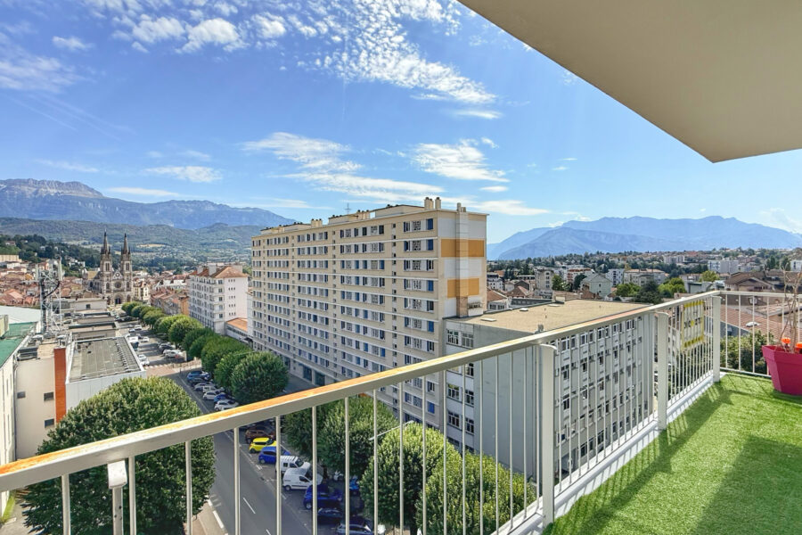 Appartement à vendre à Voiron — Vue sur la ville — photo 17
