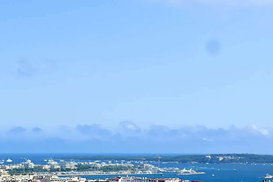 Appartement à vendre à Cannes — Vue mer — photo 1