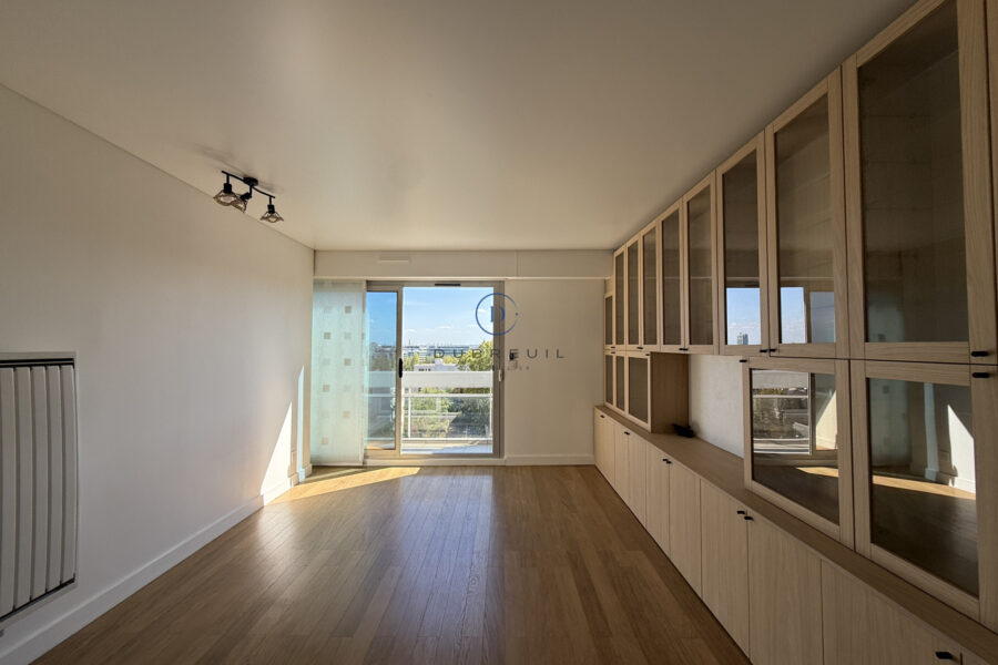 Appartement à louer à Courbevoie — Vue sur la ville — photo 2