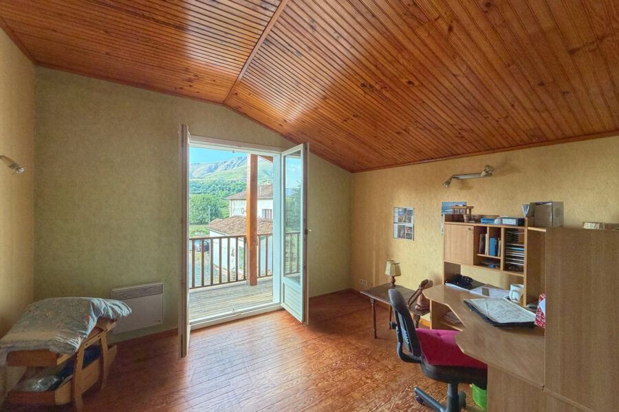Maison à vendre à Saint-jean-pied-de-port — Vue montagne — photo 17