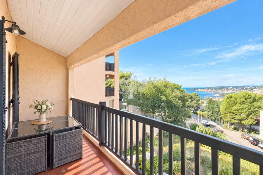 Appartement à vendre à Six-fours-les-plages — Vue mer — photo 2