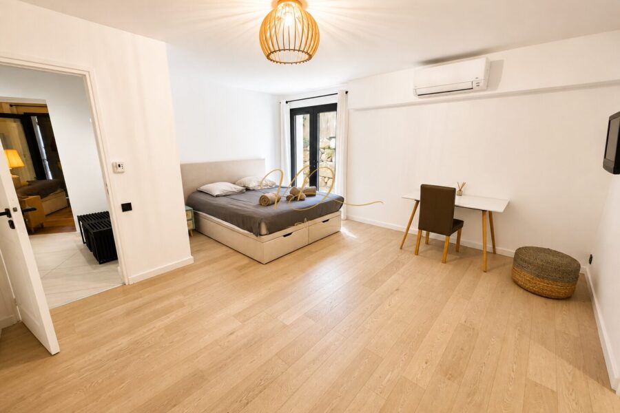 Maison à vendre à La croix-valmer — Vue mer — photo 14