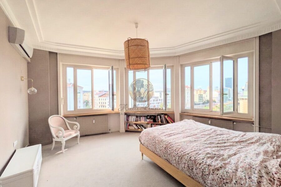 Appartement à vendre à Lyon — Vue sur la ville — photo 10