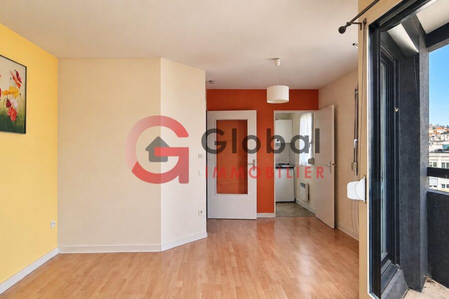 Appartement à vendre à Chamalières — Vue parc & jardin — photo 2