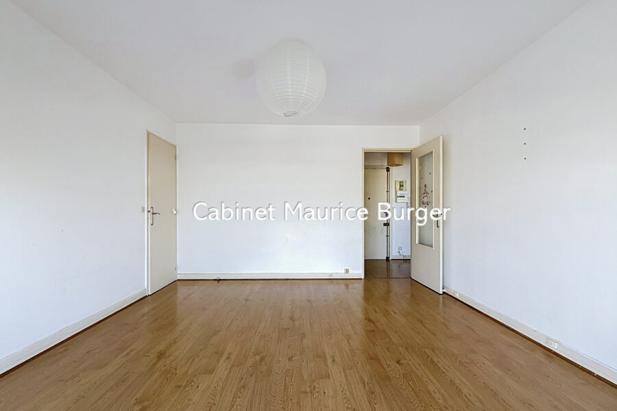 Appartement à vendre à Clichy — Vue sur la ville — photo 5