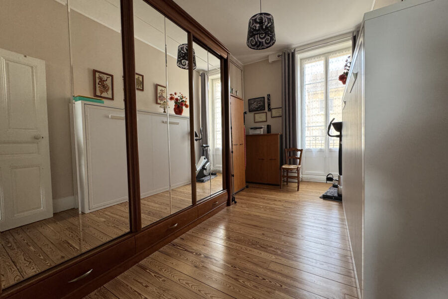 Appartement à vendre à Autun — Vue sur la ville — photo 10