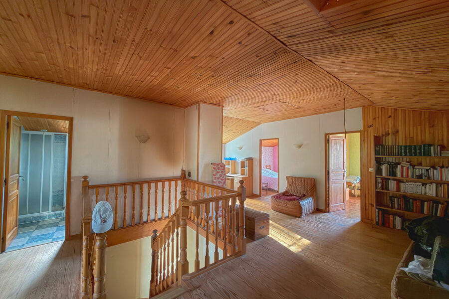 Maison à vendre à Saint-jean-pied-de-port — Vue montagne — photo 15