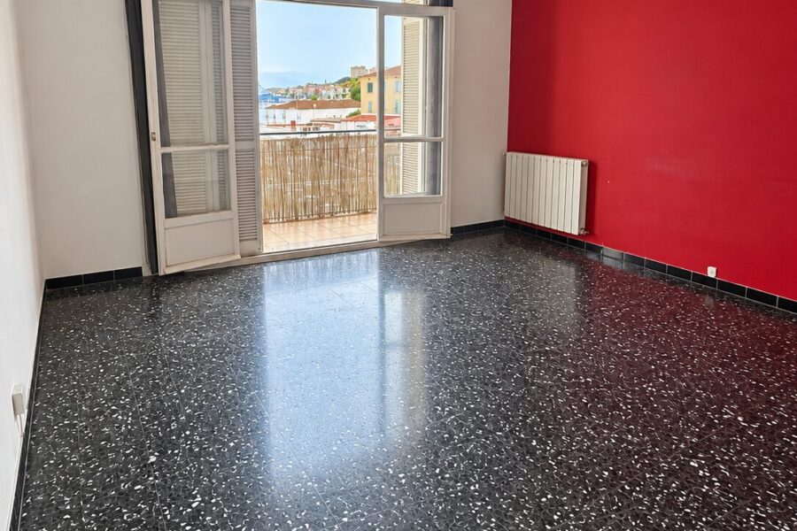 Appartement à louer à Ajaccio — Vue mer — photo 3