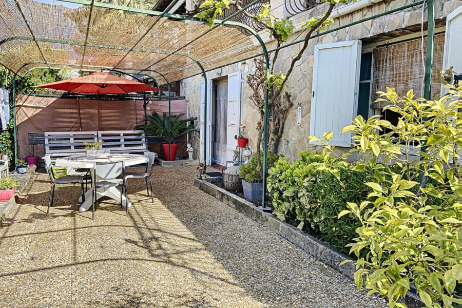 Maison à vendre à Saint-paul-de-vence — Vue mer — photo 3