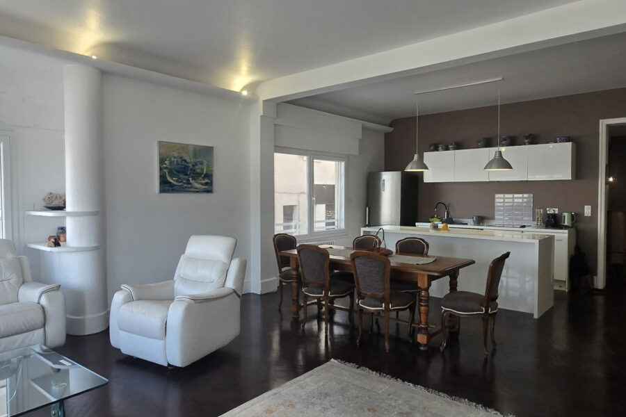 Appartement à louer à Marseille — Vue marina & port — photo 4