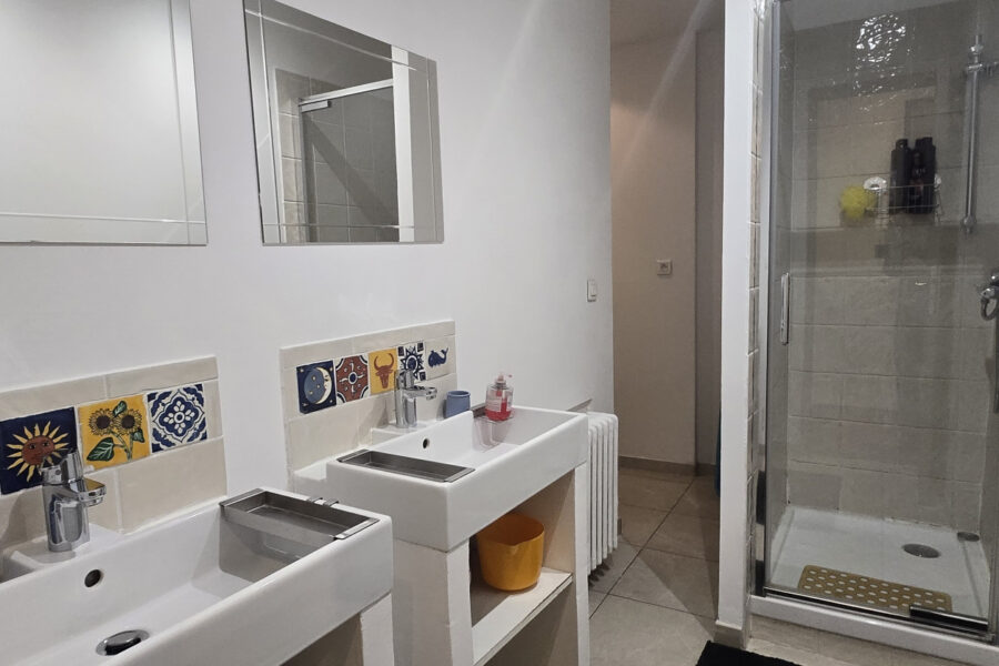 Appartement à louer à Marseille — Vue marina & port — photo 19