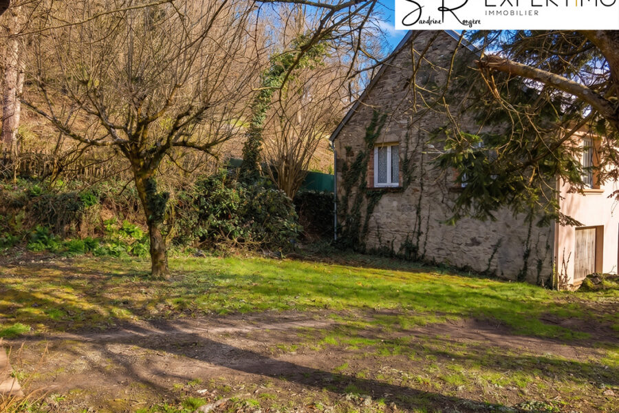 Maison à vendre à Saint-rémy-de-blot — Vue nature — photo 6