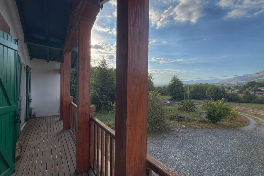 Maison à vendre à Saint-jean-pied-de-port — Vue montagne — photo 18