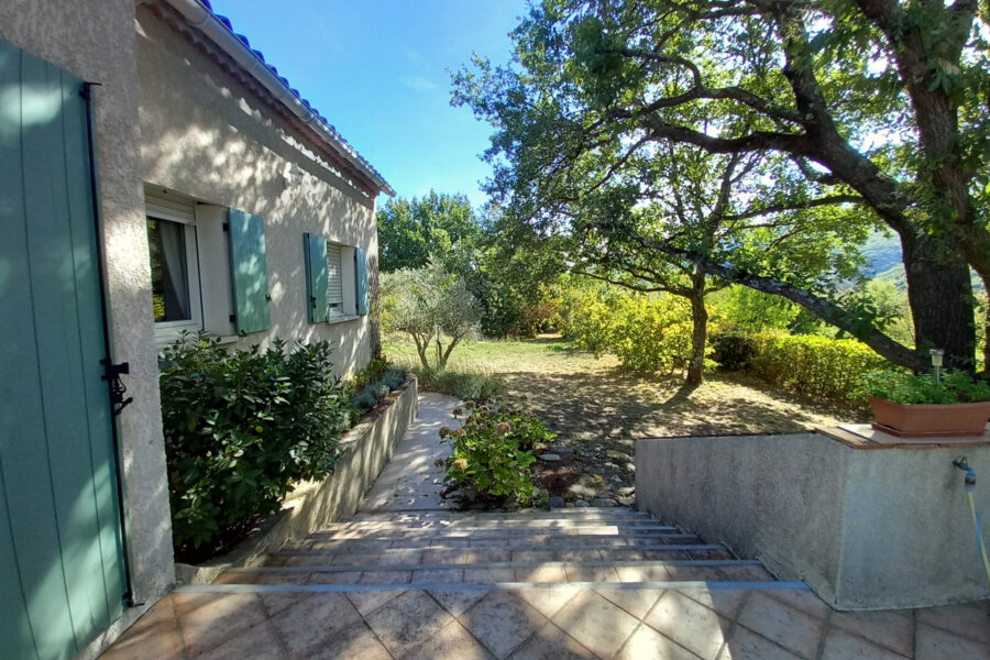 Maison à vendre à Colombières-sur-orb — Vue montagne — photo 14