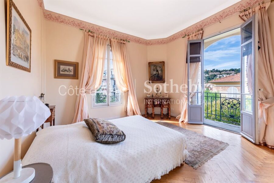 Maison à vendre à Nice — Vue nature — photo 11